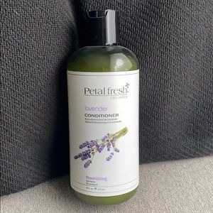 NWOT Petal fresh Organics lavender conditioner
